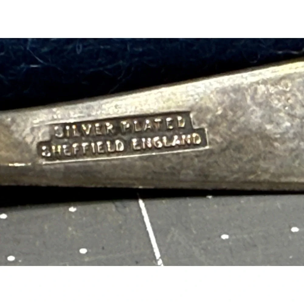 Sheffield England Silver‎ Plated Slotted Serving Spoon 1.5